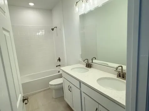 498 Winsome Alley Groveland FL 34736