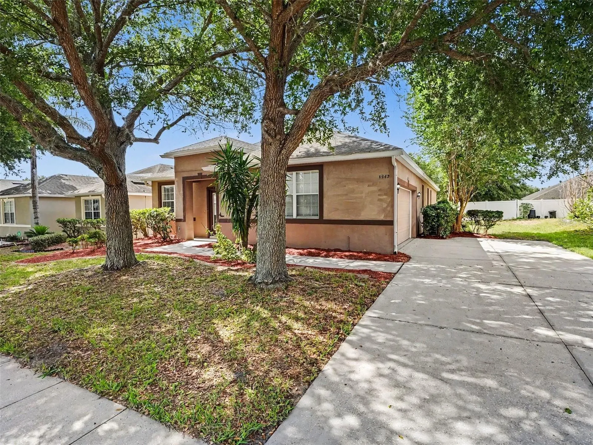 1942 Beardsley Drive Apopka FL 32703