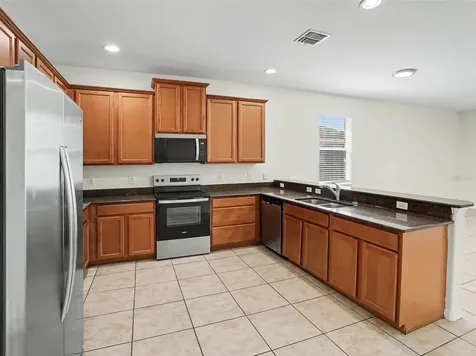 1942 Beardsley Drive Apopka FL 32703