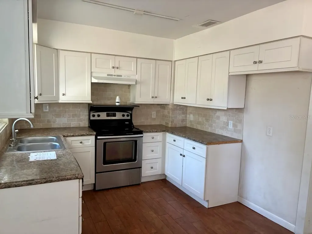 264 14th Street NW Largo FL 33770