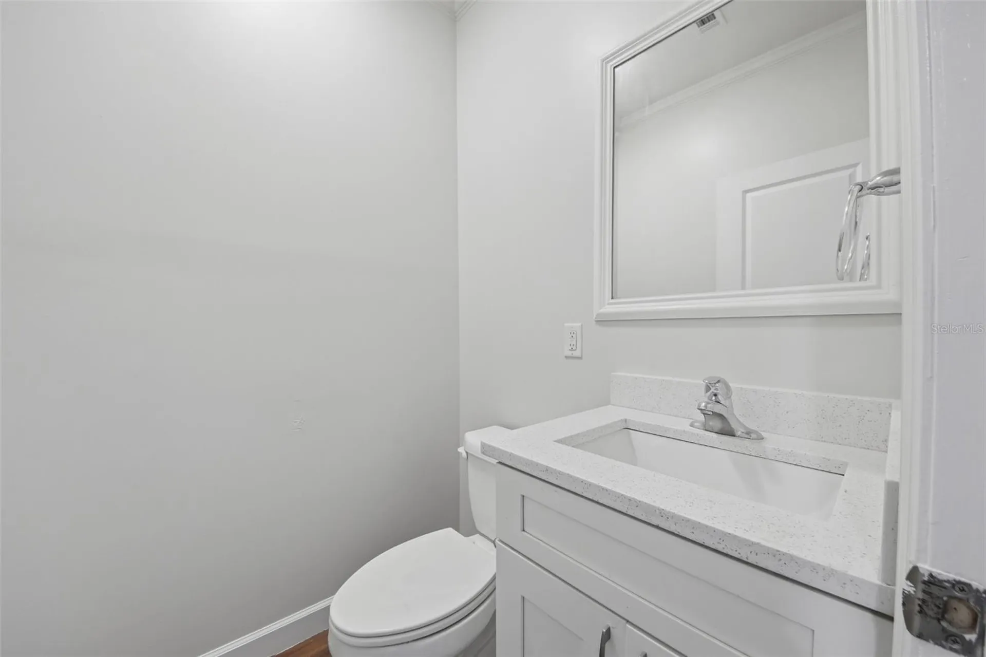 5430 Rose Avenue Orlando FL 32810
