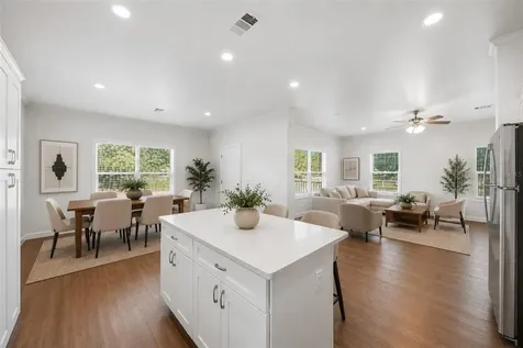5430 Rose Avenue Orlando FL 32810