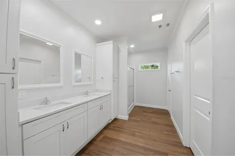5430 Rose Avenue Orlando FL 32810