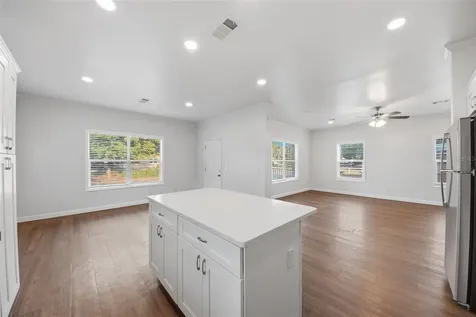 5430 Rose Avenue Orlando FL 32810