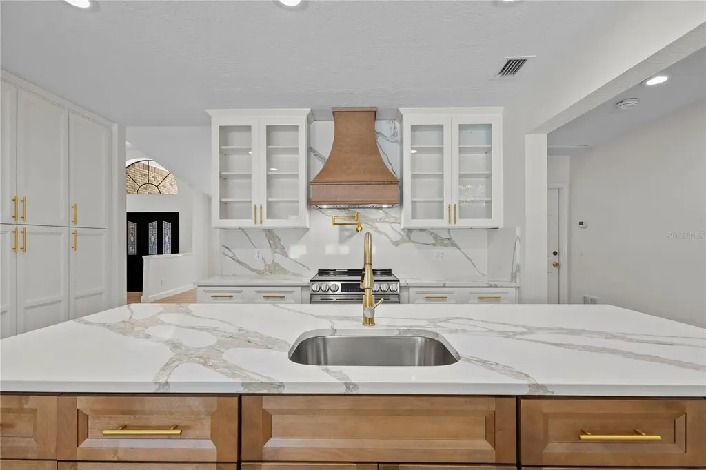 2901 St Andrews Boulevard Tarpon Springs FL 34688