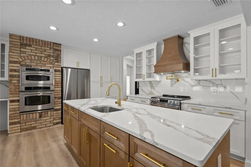 2901 St Andrews Boulevard Tarpon Springs FL 34688