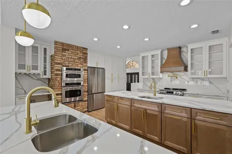 2901 St Andrews Boulevard Tarpon Springs FL 34688