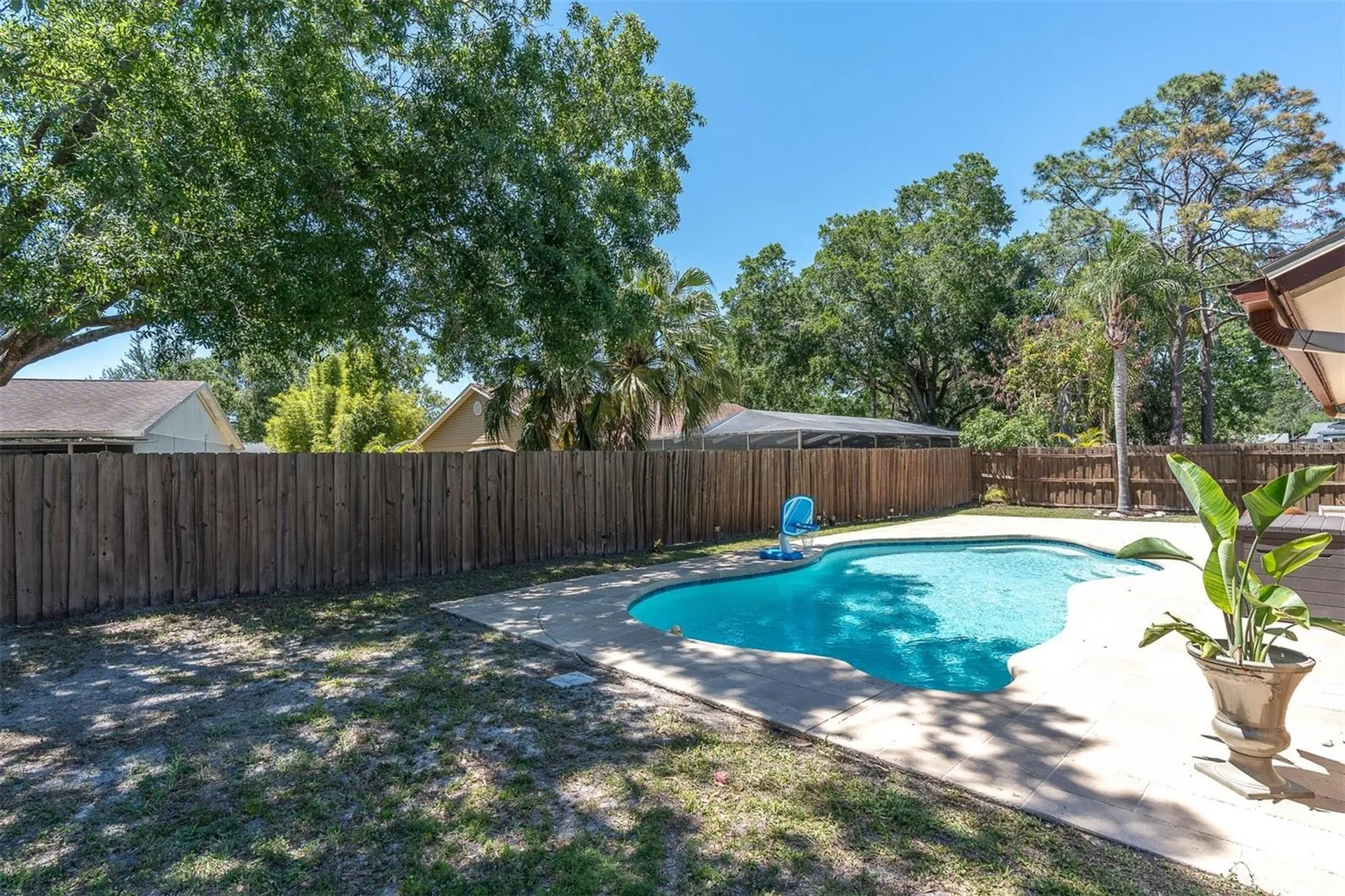 14006 Cascade Lane Tampa FL 33618