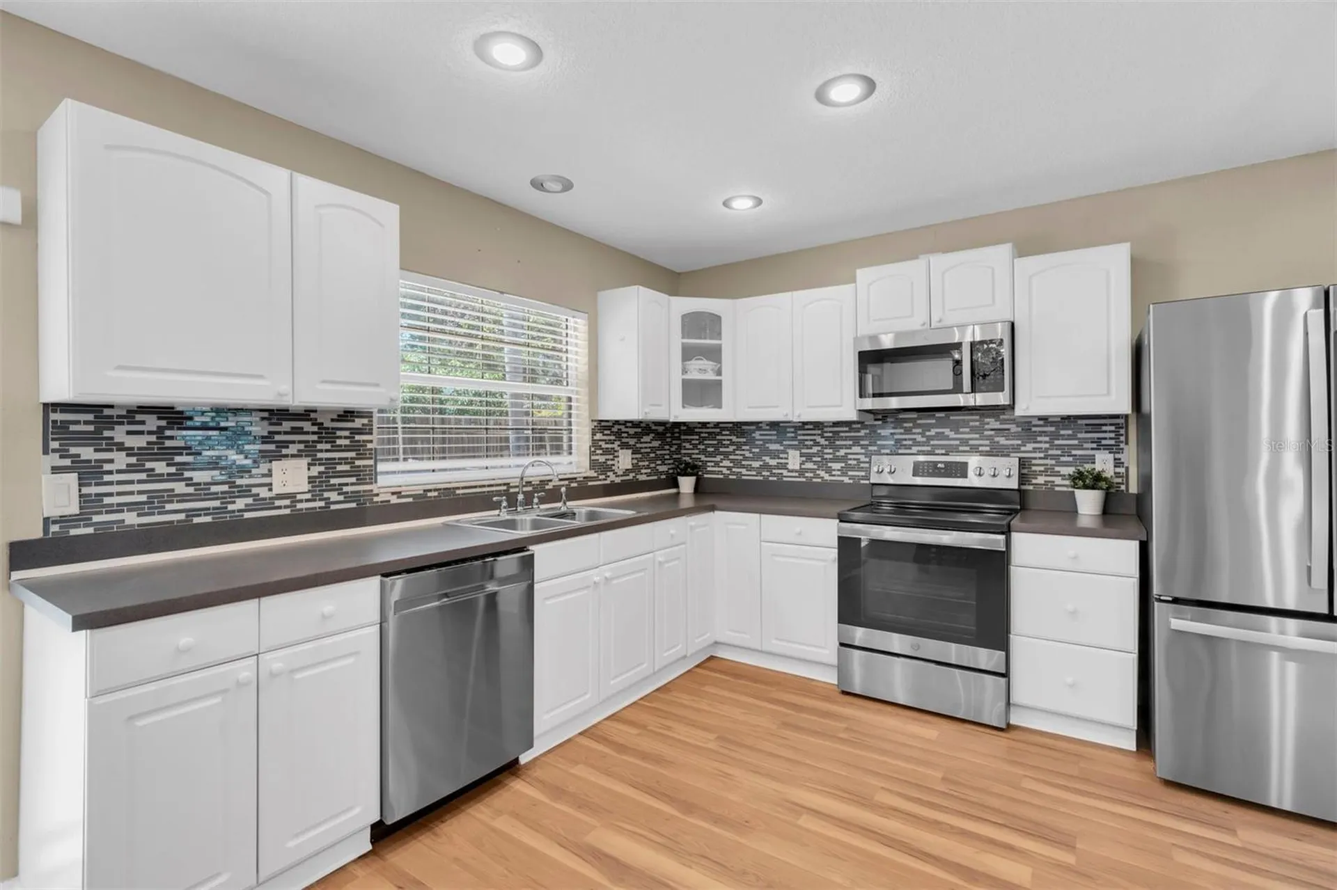 14006 Cascade Lane Tampa FL 33618