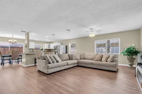 14006 Cascade Lane Tampa FL 33618