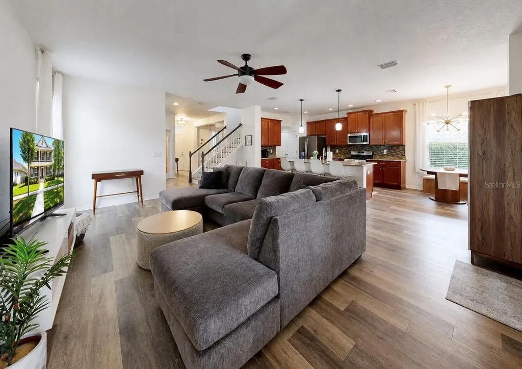 15813 Starling Crossing Drive Lithia FL 33547