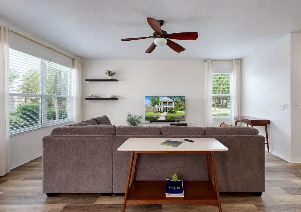 15813 Starling Crossing Drive Lithia FL 33547