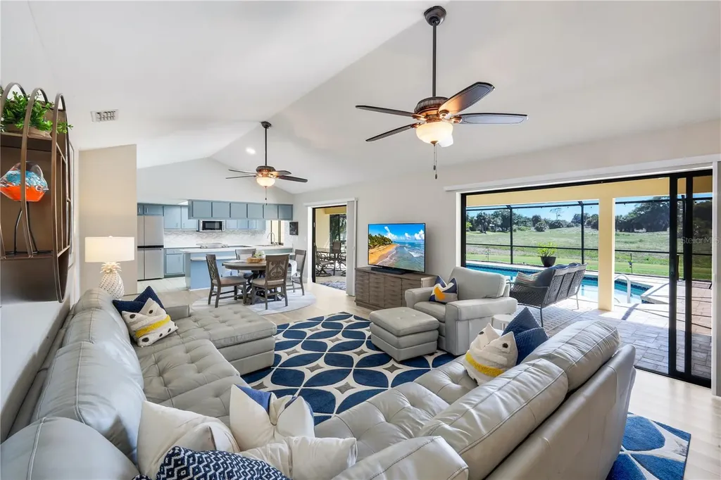 3718 SE 8th Avenue Cape Coral FL 33904