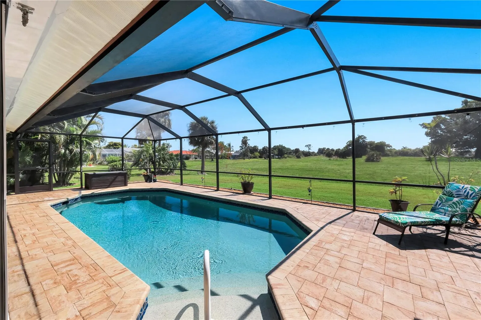 3718 SE 8th Avenue Cape Coral FL 33904