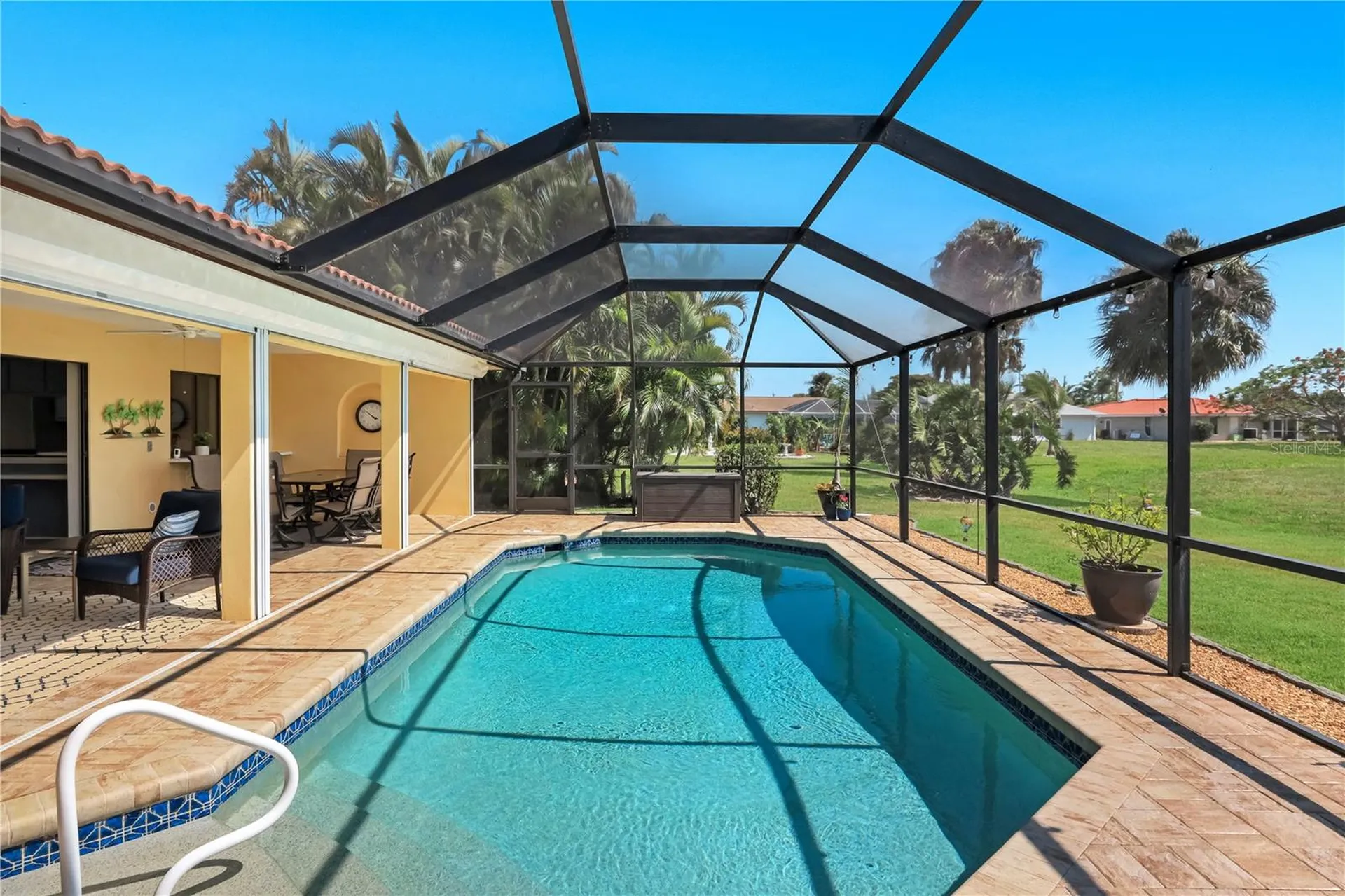 3718 SE 8th Avenue Cape Coral FL 33904