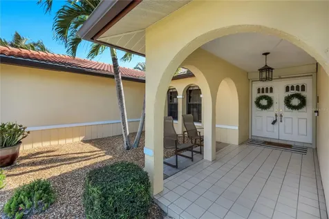 3718 SE 8th Avenue Cape Coral FL 33904