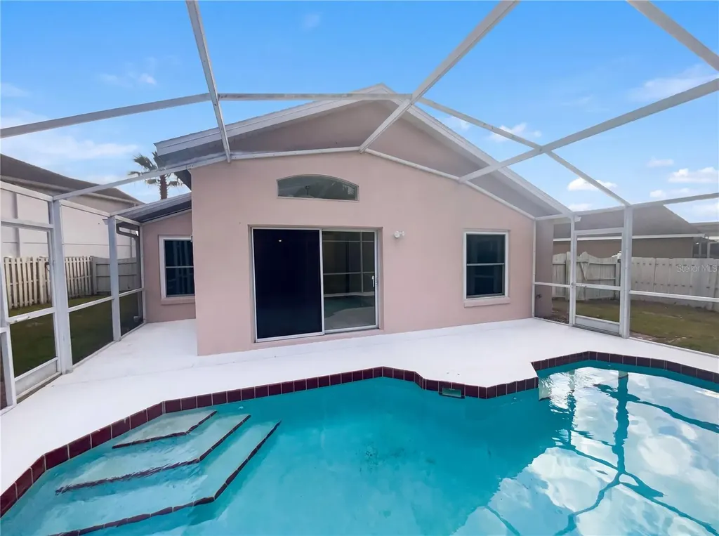 255 Coralwood Court Kissimmee FL 34743