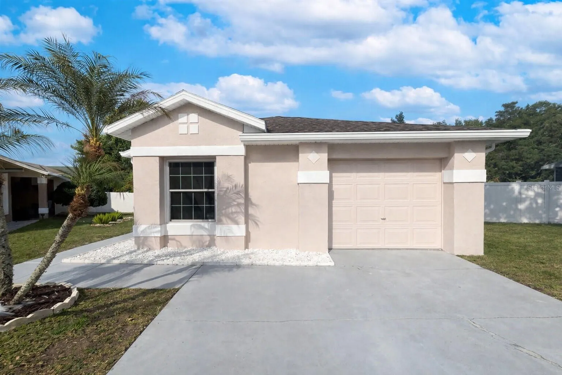 255 Coralwood Court Kissimmee FL 34743