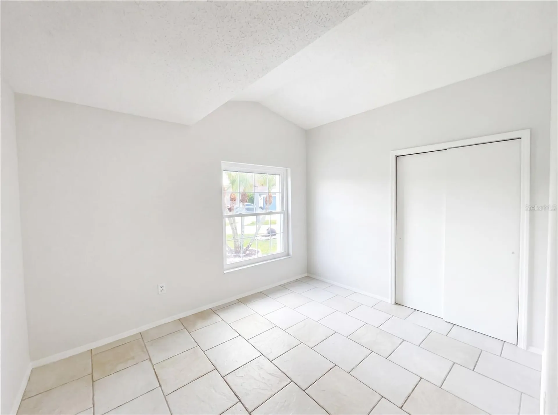 255 Coralwood Court Kissimmee FL 34743