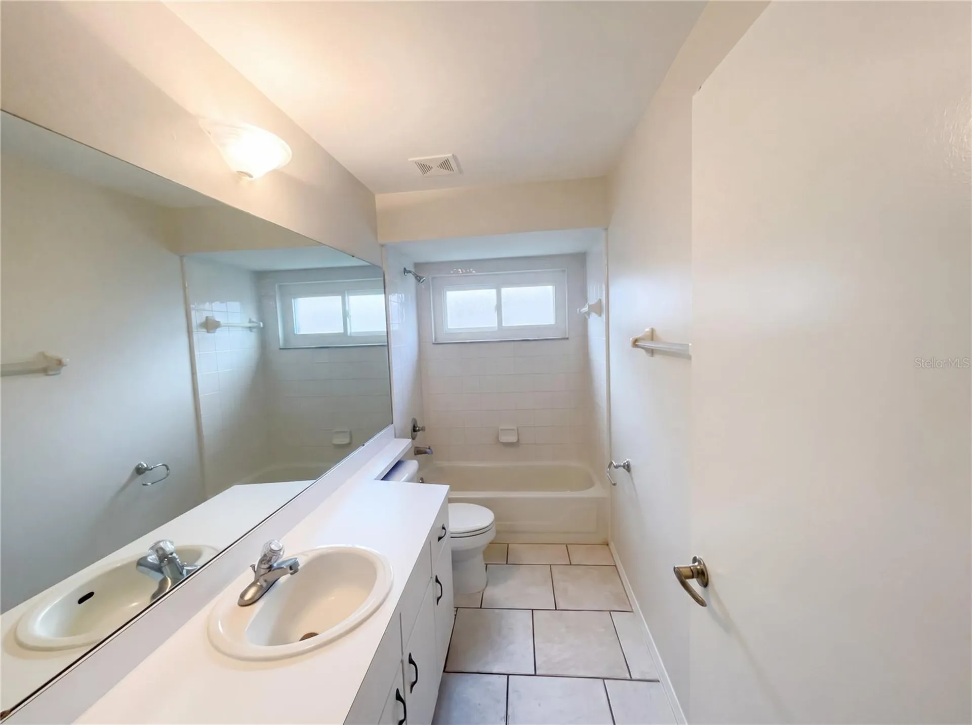 255 Coralwood Court Kissimmee FL 34743