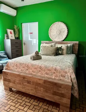 13 Calle Villa Internacional 2 San Juan PR 00913