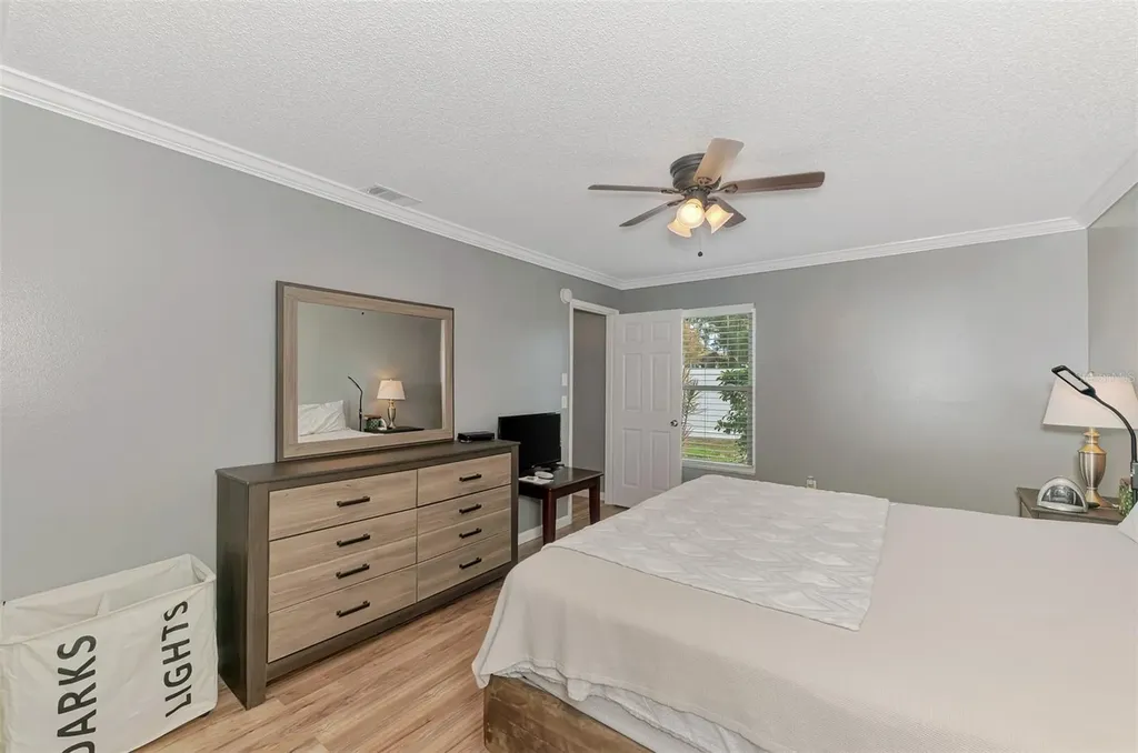 3802 59th Avenue W Bradenton FL 34210