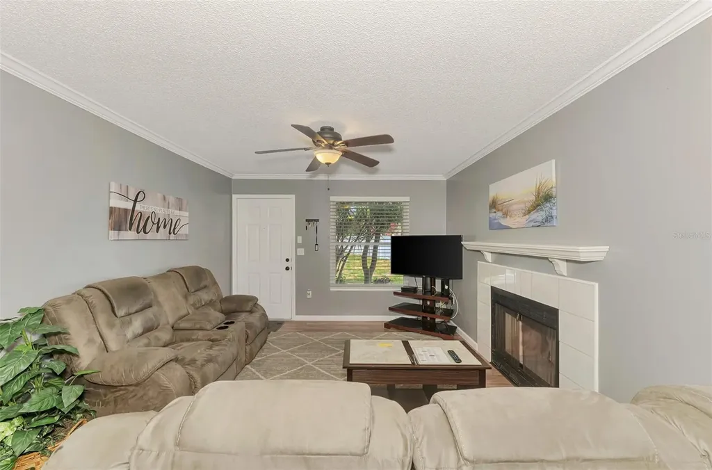 3802 59th Avenue W Bradenton FL 34210