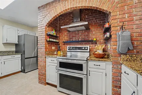 717 Camrose Drive Brandon FL 33510