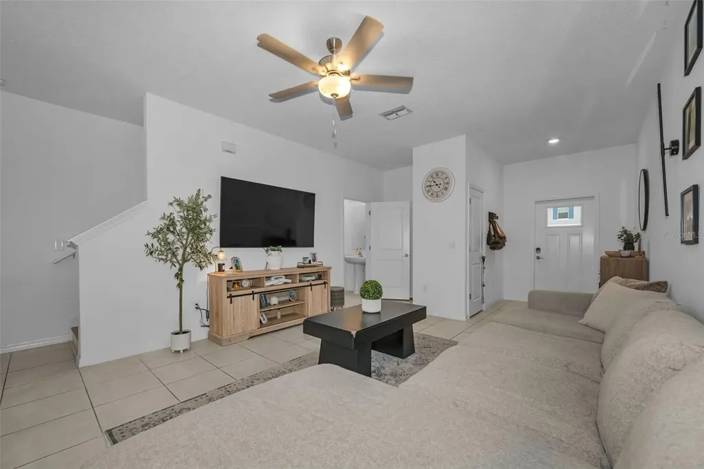 8291 Crescent Oaks Drive New Port Richey FL 34655