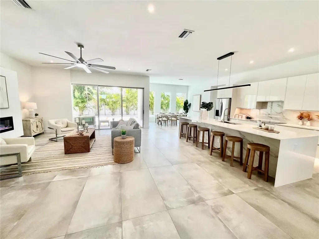 2532 Fruit Tree Drive Sarasota FL 34239