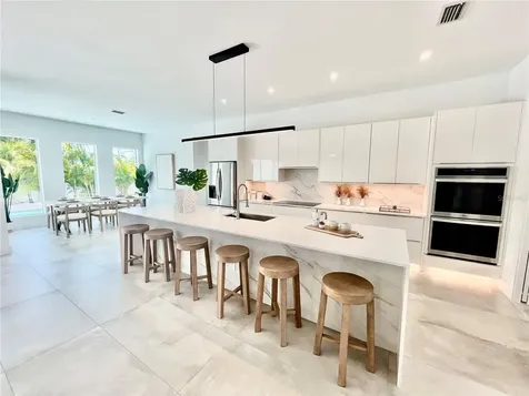 2532 Fruit Tree Drive Sarasota FL 34239