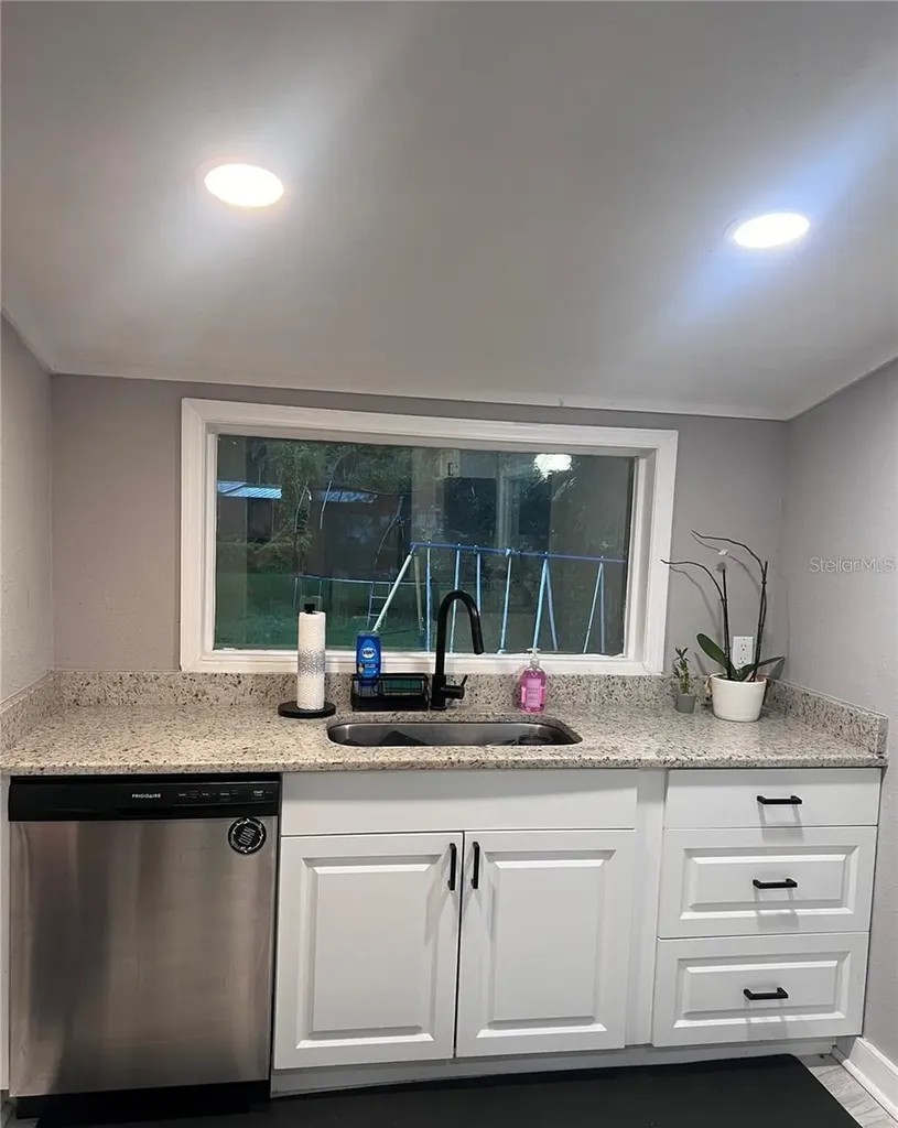 1635 Partridge Boulevard Zephyrhills FL 33540