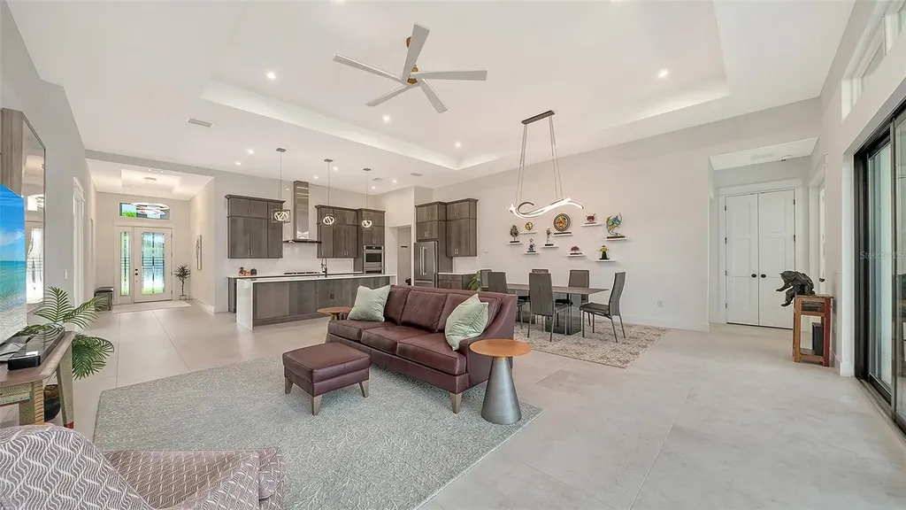 4709 Cedron Court Sarasota FL 34240