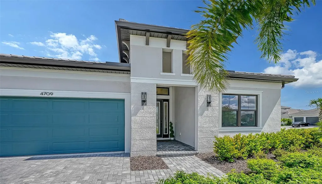 4709 Cedron Court Sarasota FL 34240