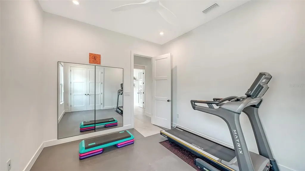 4709 Cedron Court Sarasota FL 34240