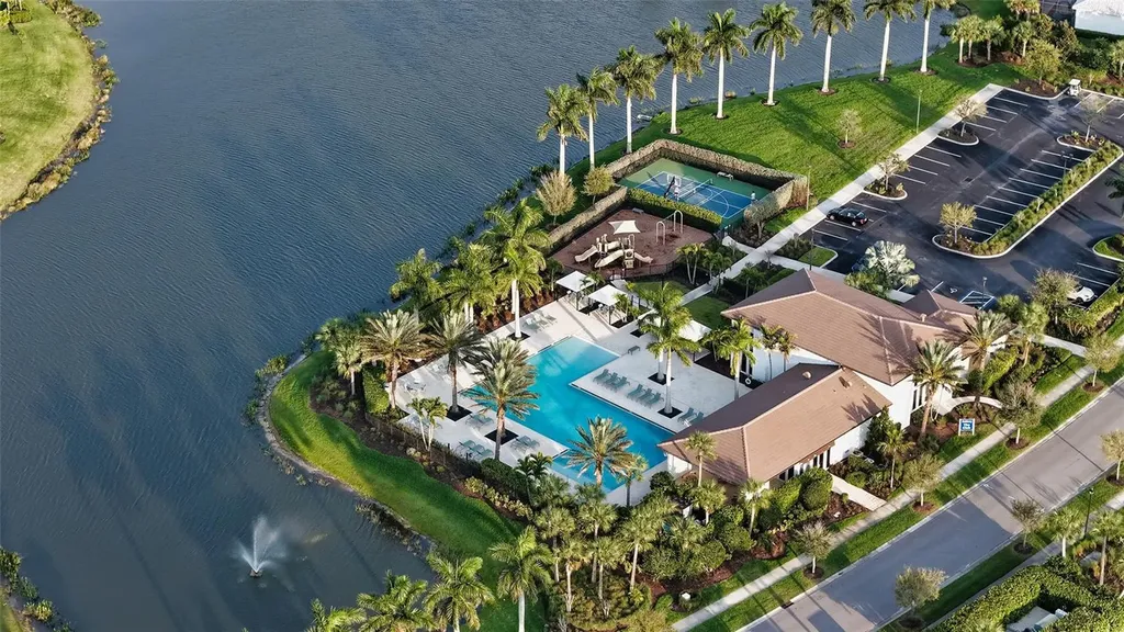 4709 Cedron Court Sarasota FL 34240