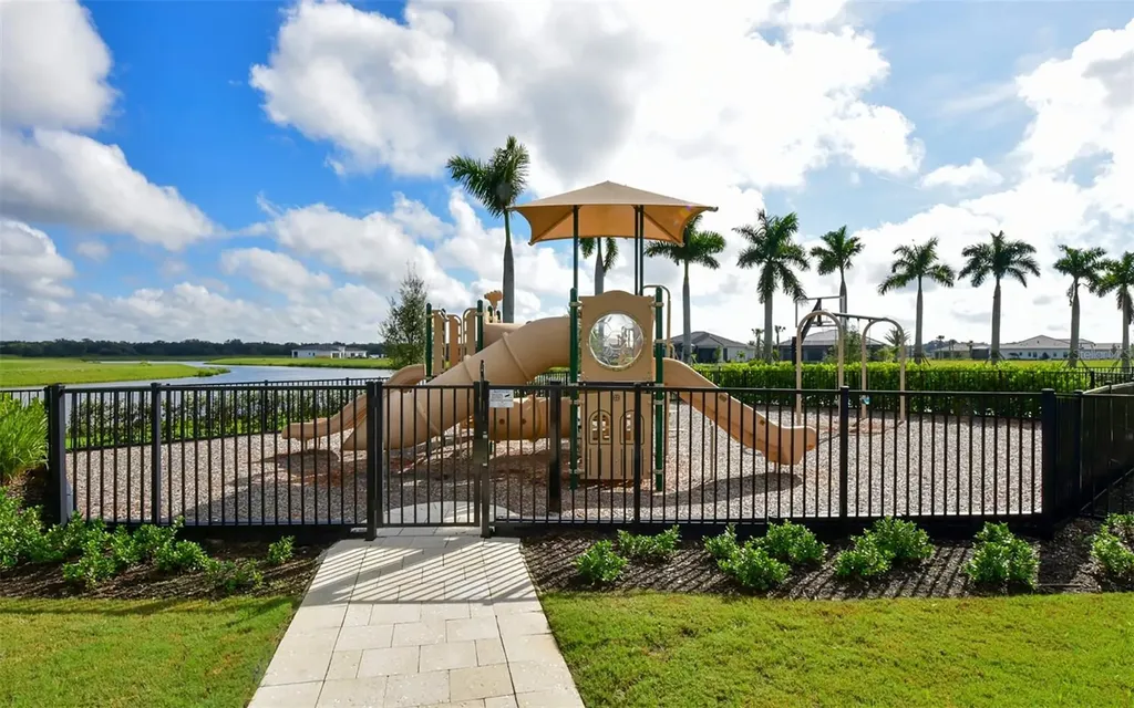 4709 Cedron Court Sarasota FL 34240