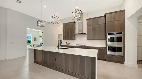 4709 Cedron Court Sarasota FL 34240