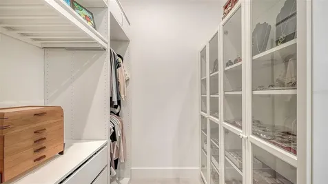 4709 Cedron Court Sarasota FL 34240
