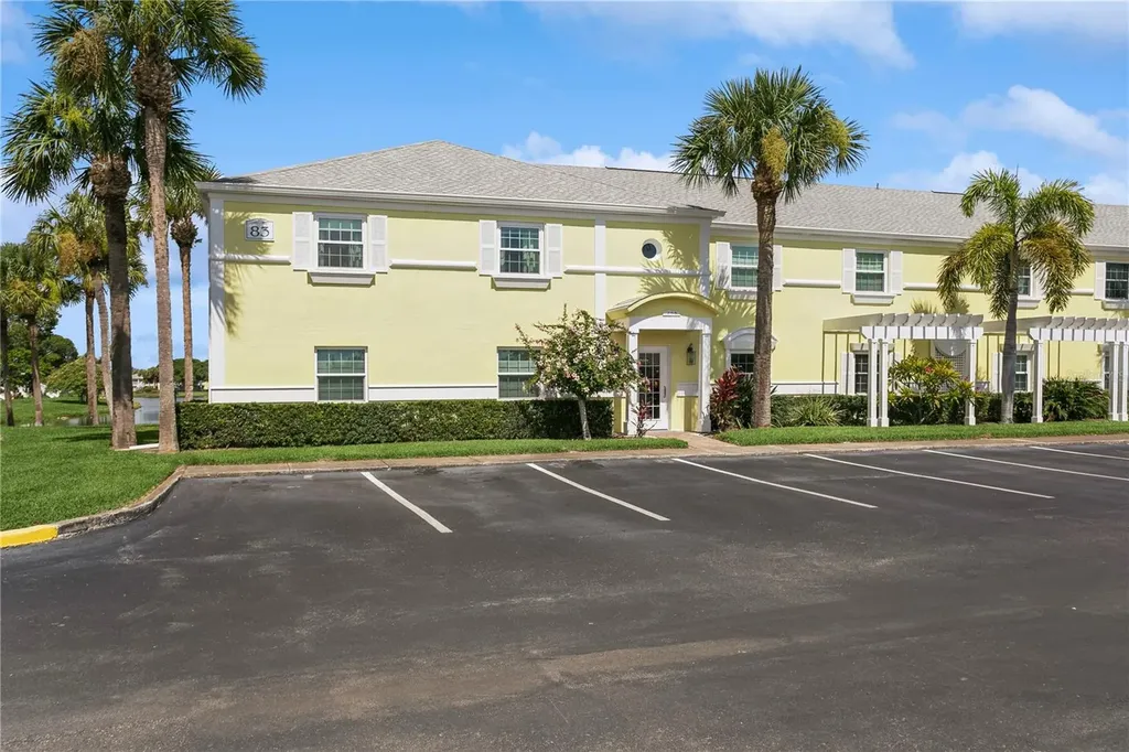 265 Seahorse Drive SE St Petersburg FL 33705