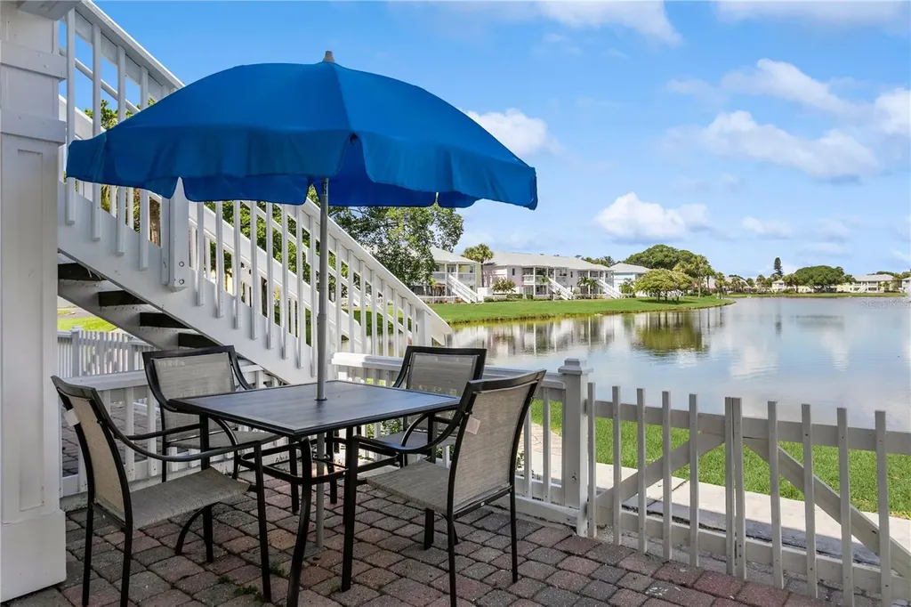 265 Seahorse Drive SE St Petersburg FL 33705