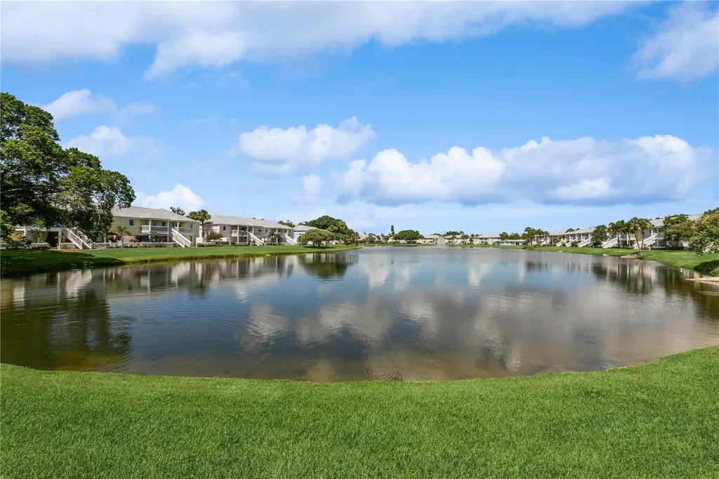 265 Seahorse Drive SE St Petersburg FL 33705