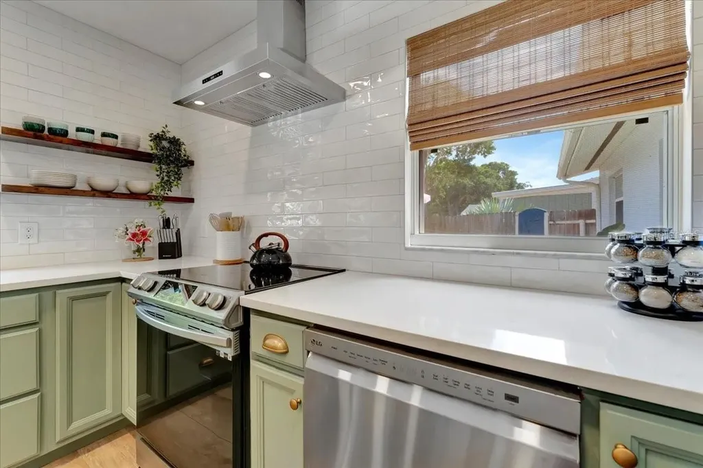 1389 Chesterfield Drive Clearwater FL 33756