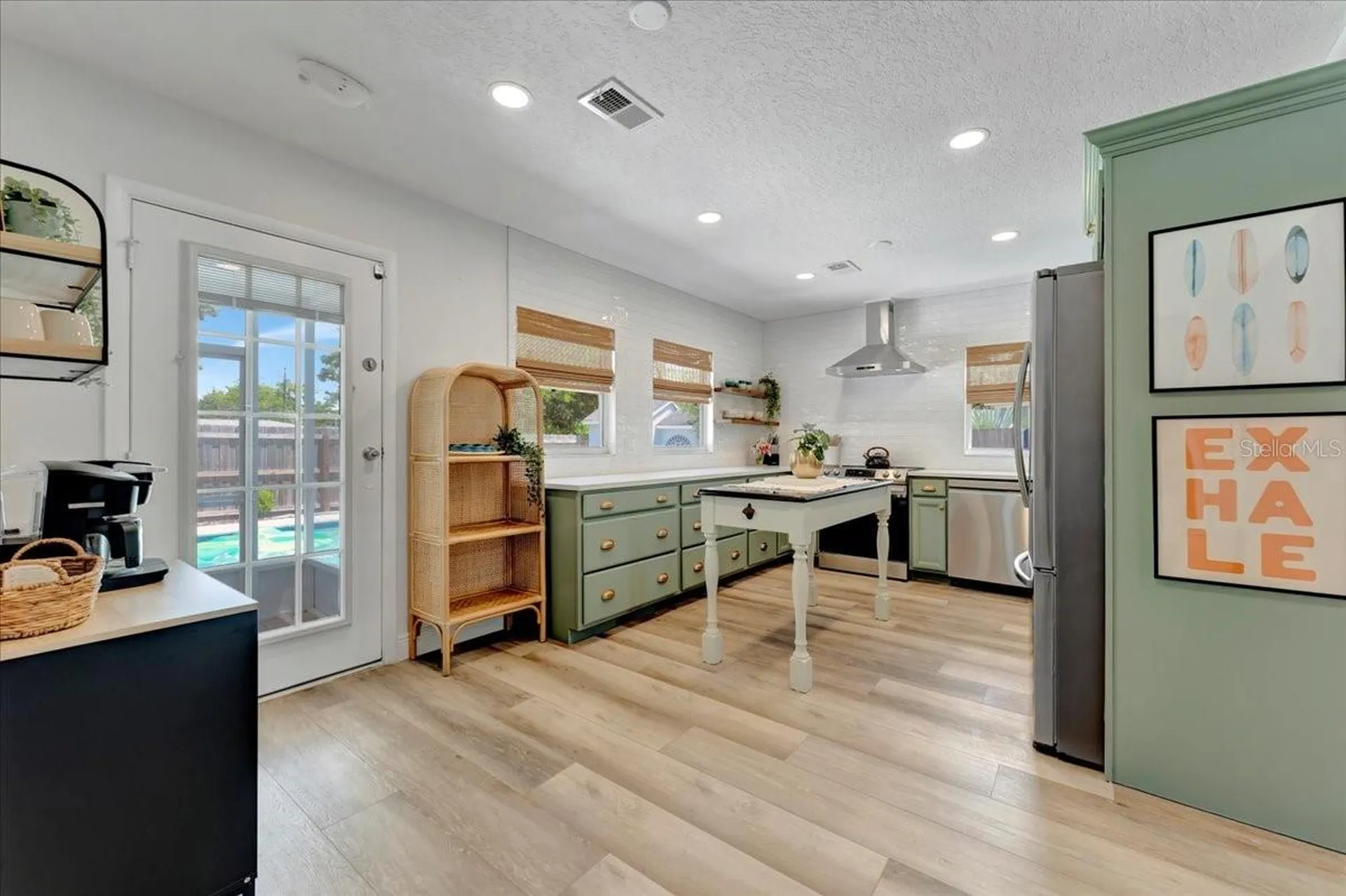 1389 Chesterfield Drive Clearwater FL 33756
