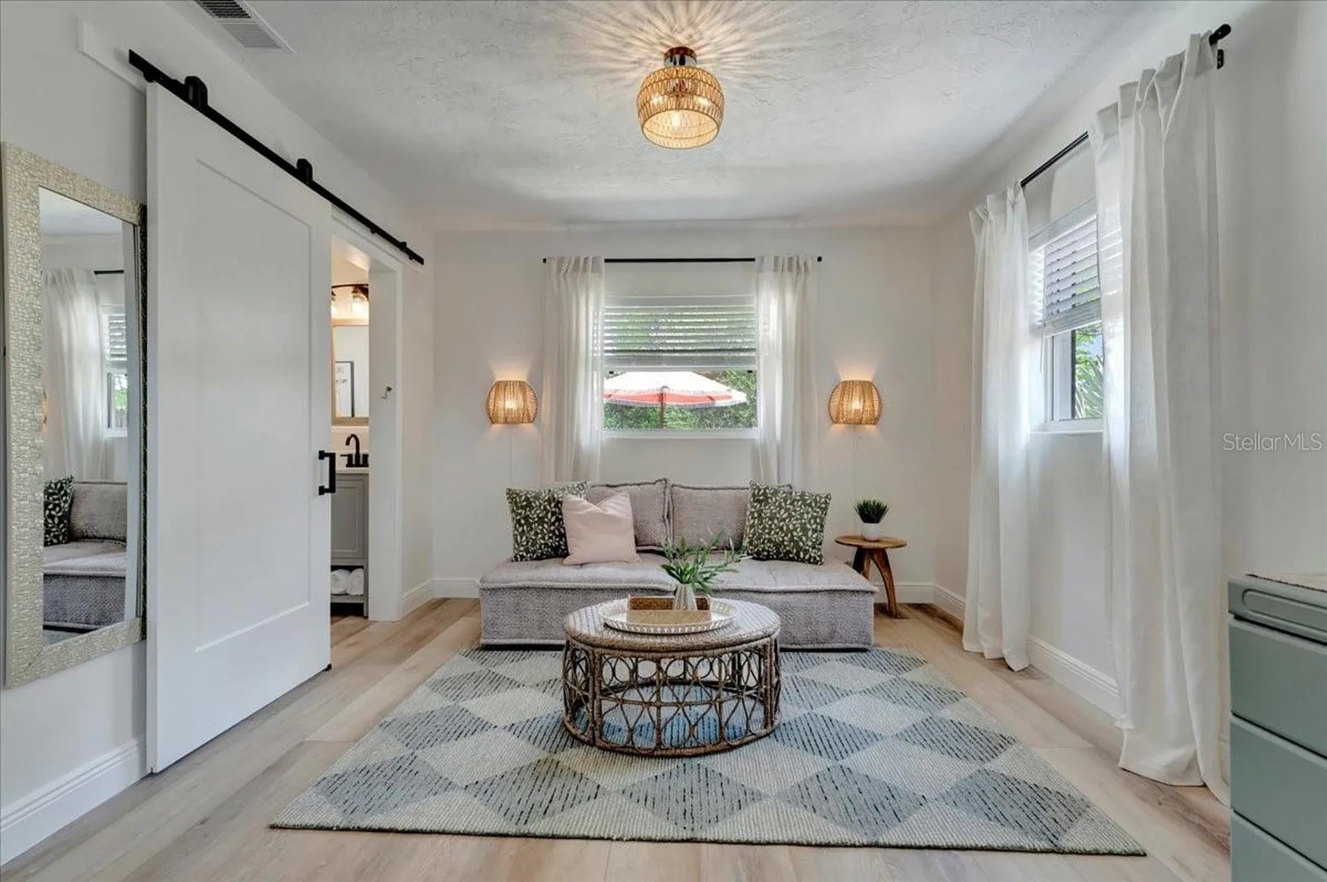 1389 Chesterfield Drive Clearwater FL 33756