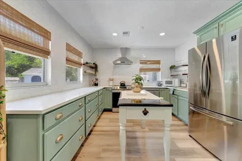 1389 Chesterfield Drive Clearwater FL 33756