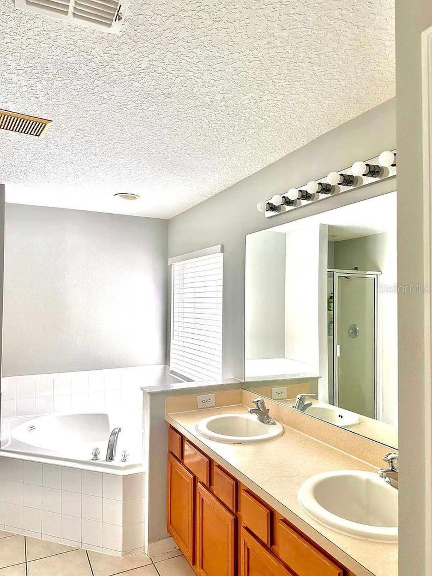 8515 Palm Harbor Drive Kissimmee FL 34747
