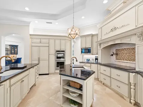 2661 Hawks Landing Boulevard Palm Harbor FL 34685