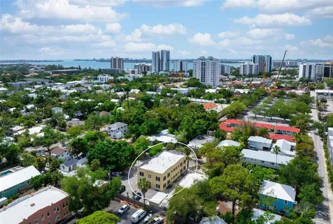 325 Ohio Place Sarasota FL 34236