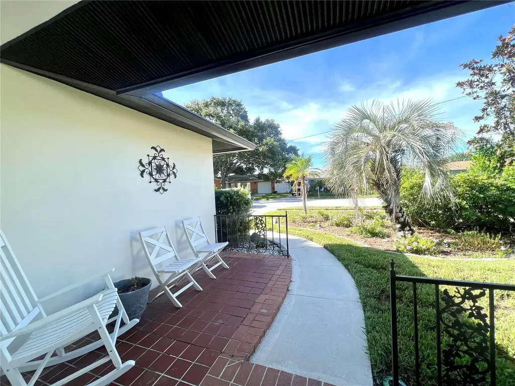 2066 Druid Park Drive N Clearwater FL 33764